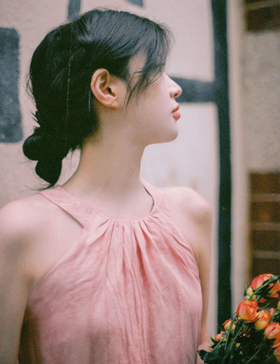 Amelie dress line.Linen 100% pink halter neck dress